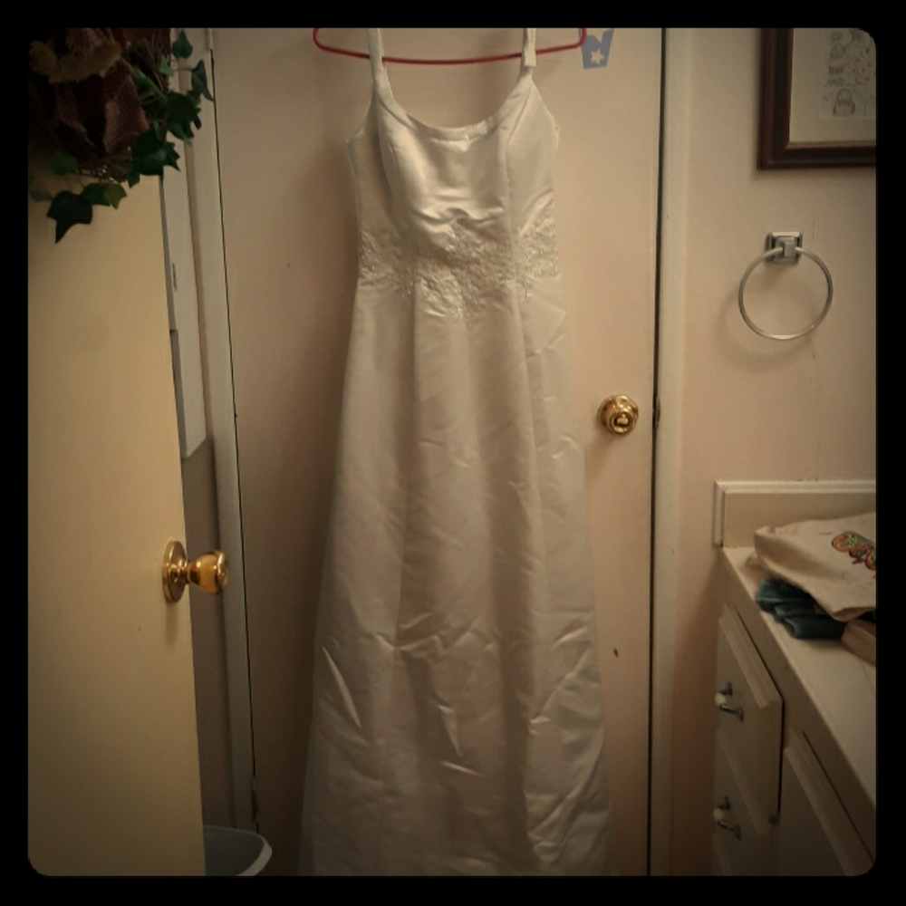 Les Soirees wedding gown